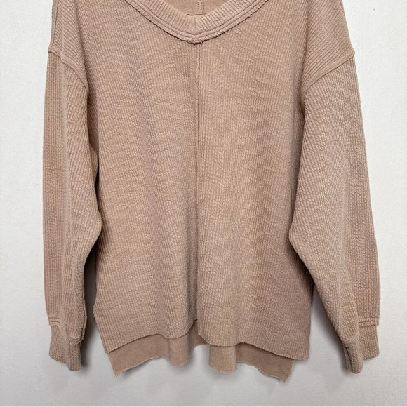 Aerie Womens  Xsmall Textured Wonder Vneck Sweatshirt - Picture 4 of 14